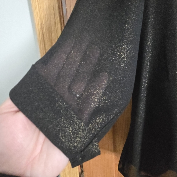 Size 1 Torrid Black/gold Sheer Button-Up Blouse - Picture 5 of 8